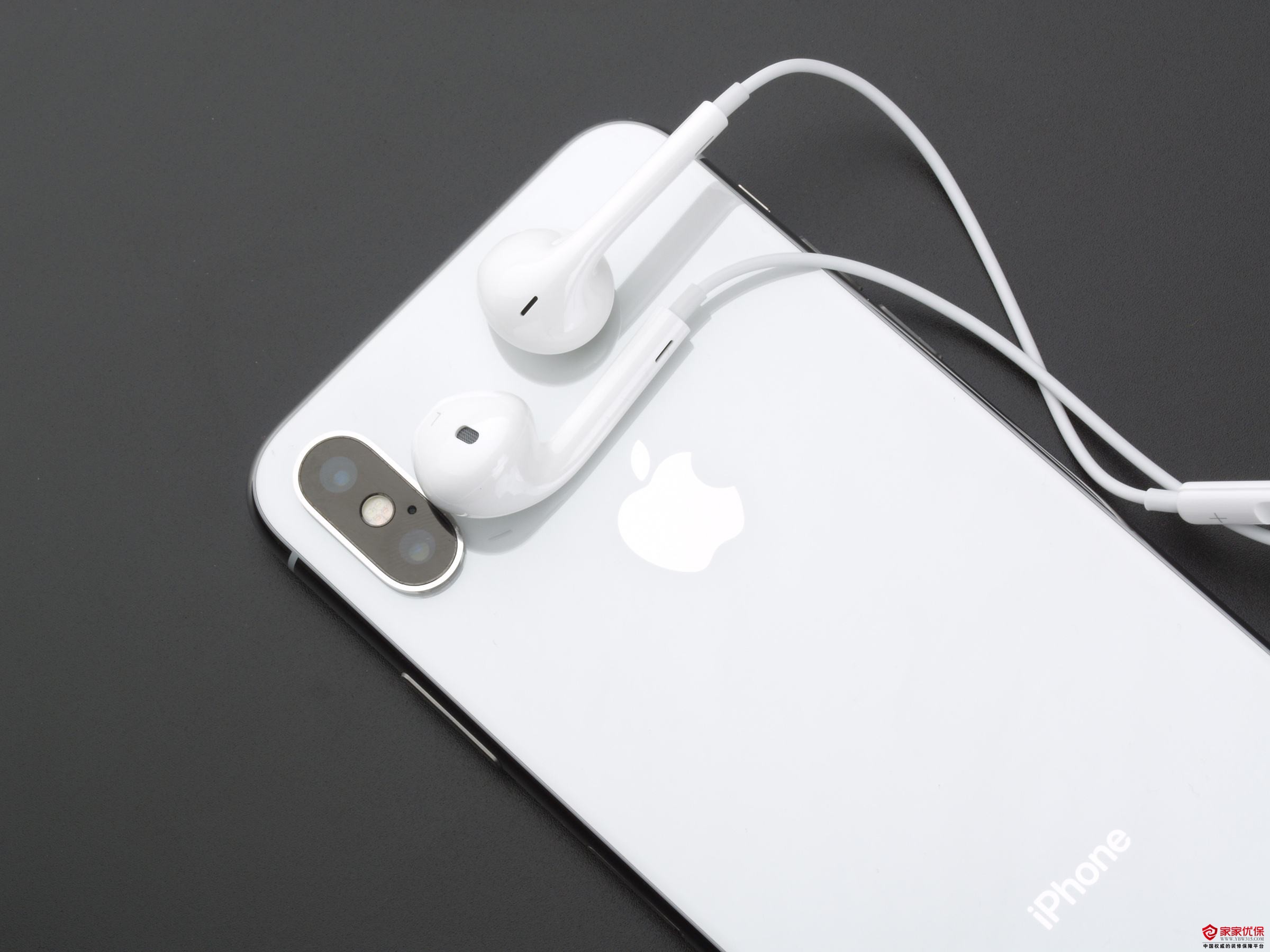 苹果耳机无线充电盒和充电盒区别,苹果耳机怎么切歌