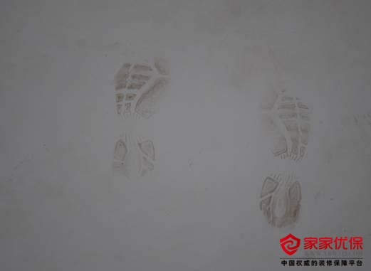 脚印可以用橡皮擦祛除