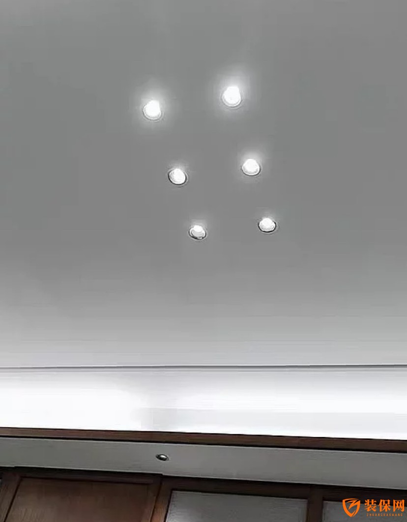 六 六